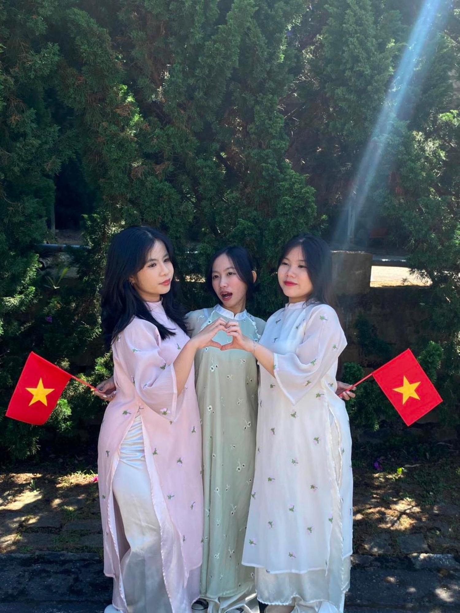 Nha Ben Ho - Da Lat Homestay Exteriör bild